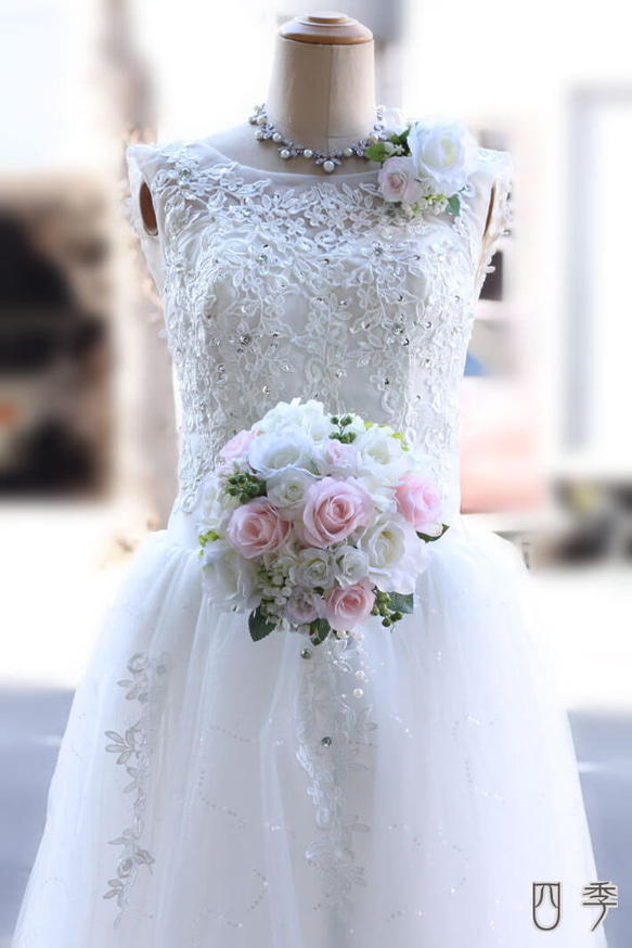 ウェディングブーケ ホワイト＆ピンク 愛らしいローズ バラ 髪飾り付き ウェディング 結婚式 送料無料 B_0177 9枚目の画像