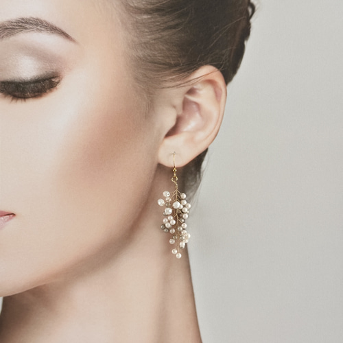 438 粒パール ゴールド 枝葉 ハンドメイド ピアス イヤリング 小ぶり 438 粒パール 枝葉 ゴールド ハンドメイド ピアス イヤリング