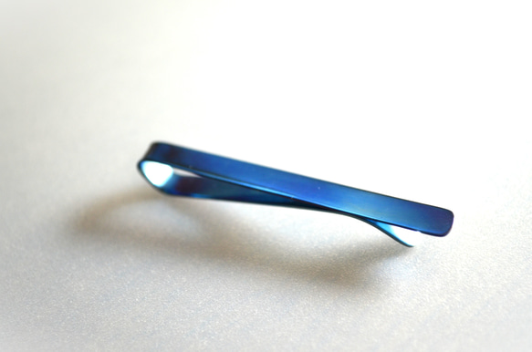 Titanium tie bar・Gr5・６４チタンネクタイピン・空の青C・５０mm 1枚目の画像