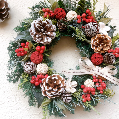 プリザーブドフラワーリース♡ベリーベリーなリース 森の恵み ペッパーベリーと木の実のクリスマスリース プリザーブド