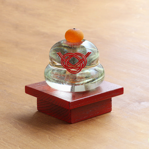 つやつやガラスの鏡餅 赤 鏡餅 308硝子工房 通販 8105520｜Creema