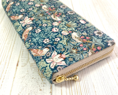極美品✨ アンテプリマ リカモ 長財布 ラウンドファスナー ピスタチオ 袋付 選べる ラミネート ラウンドファスナー長財布 10×20㎝ リバティ