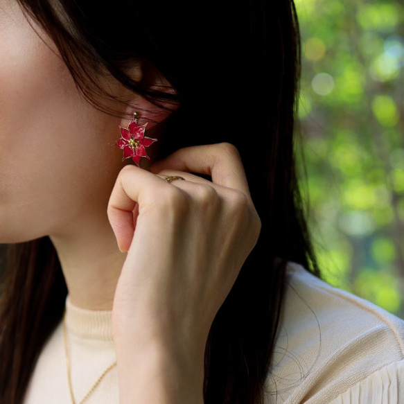 冬季盛開⁂ 一品紅耳環/耳環/無洞耳環 聖誕節 12 月 出生月份花 第3張的照片