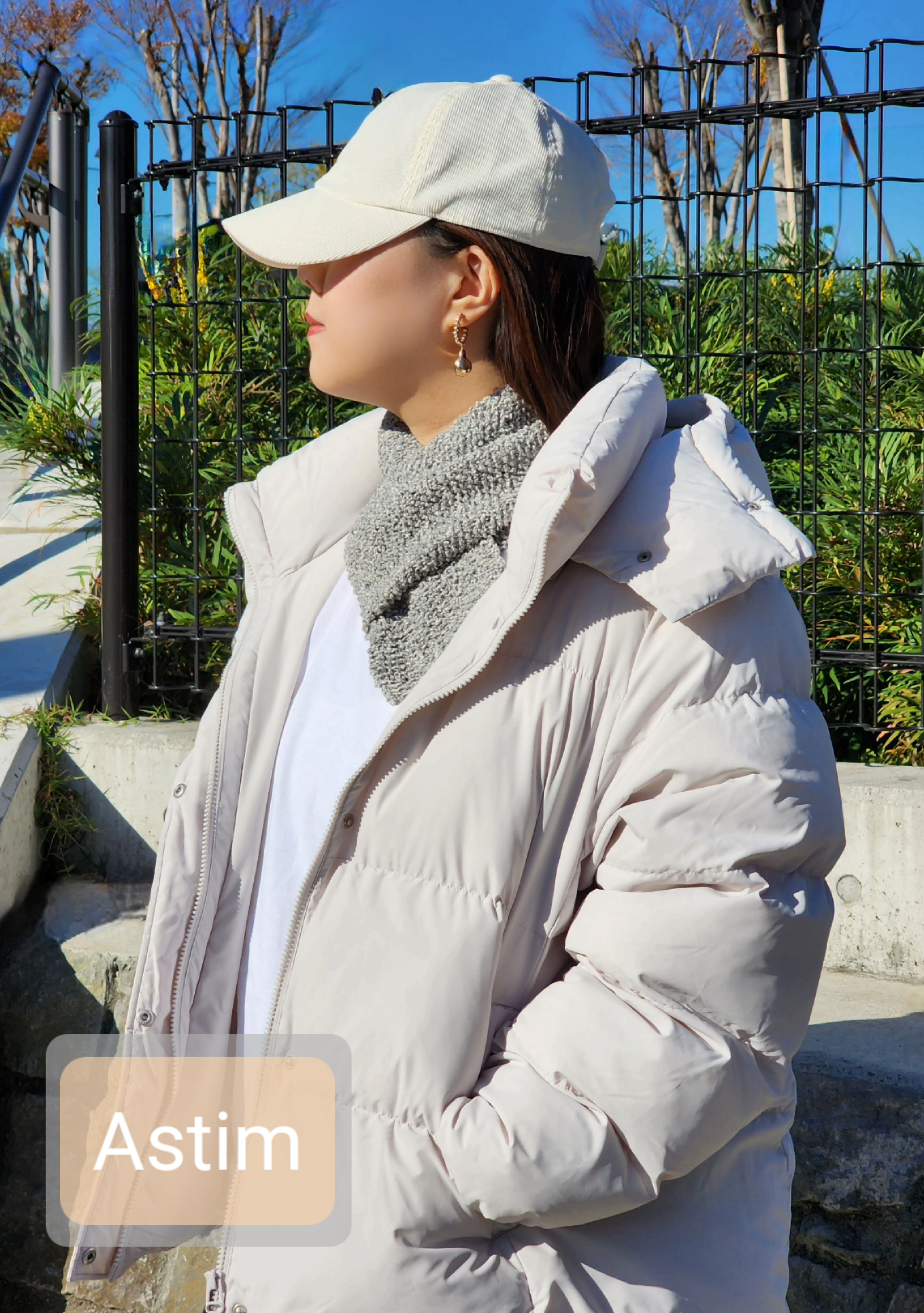 Y9M【クリスマスギフト】上質なイタリア製シルク混ネップヤーン/軽やかライトグレーのコンパクトマフラー【送料無料】