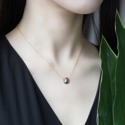 ☆オーロラグレイ淡水真珠のドロップ一粒ネックレス　～Felicia 3枚目の画像