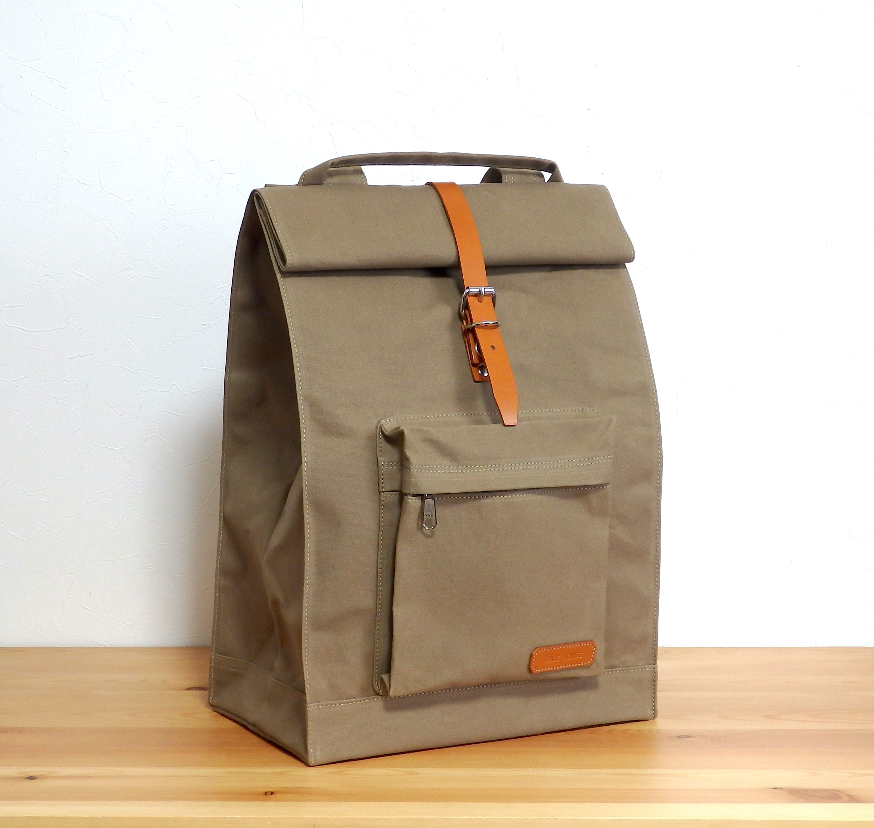 【受注制作】Lサイズ パラフィン加工 10号帆布のリュックサック モカ