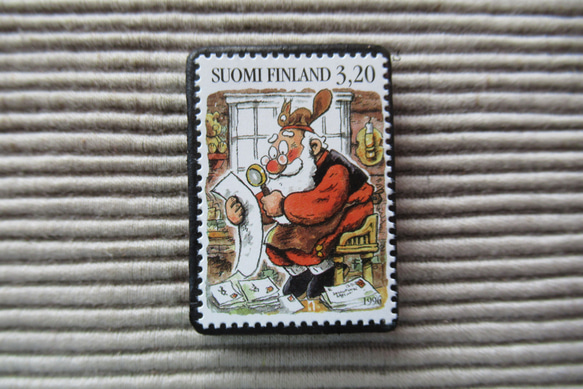 フィンランド　クリスマス切手ブローチ5628 1枚目の画像