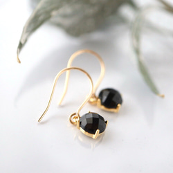 ブラックオニキス｜上品ブラック 6mm ピアス・イヤリング｜シルバー925