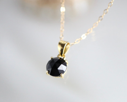 1点のみ☆ブラックマザーオブパールとオニキスのフィンシェイプネックレストップ☆ eddc084c181742da0b7eaf741ab1d6