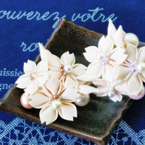 ⚜ 正絹 帯留め 帯飾り ピンク桜つまみ細工 / 箱入【オーダー単品