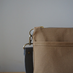 倉敷帆布サコッシュ (M)ベージュ 4枚目の画像