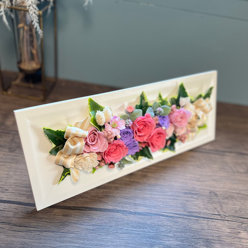 プリザーブドフラワー 壁にも掛けれる ホワイトフレーム 40㎝ クリア