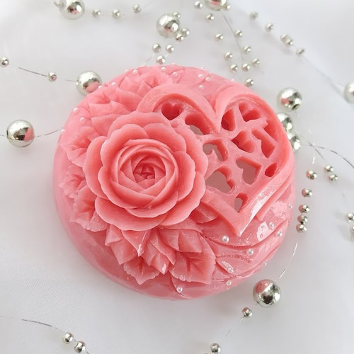 薔薇とハートの透かし模様・ソープカービング/石鹸彫刻 その他オーダー