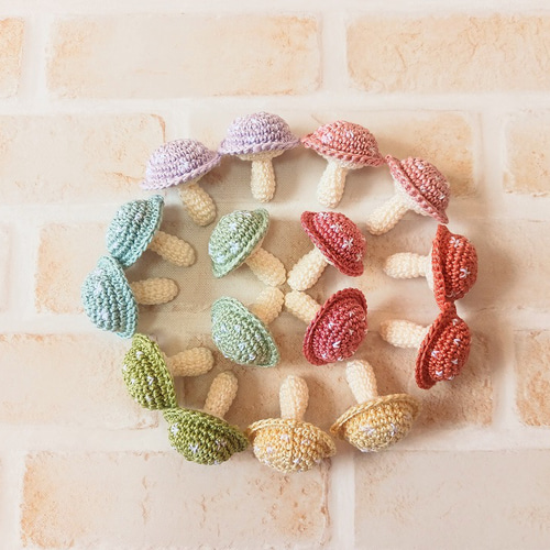 受注生産☆送料無料】ファンシー＆ポップ☆キノコのあみぐるみ