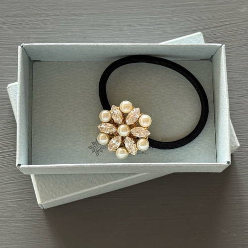 スワロフスキー®︎ ブローチ Allium ブローチ petit a petit 通販