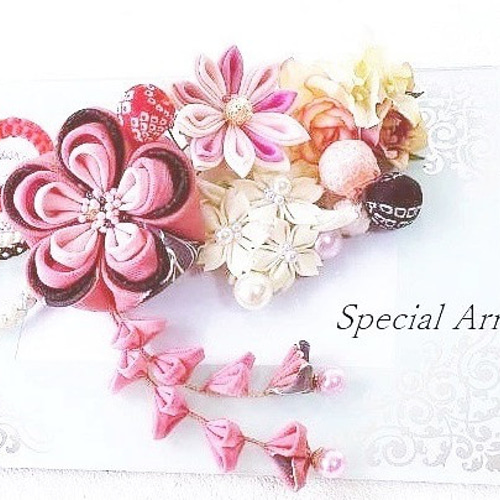 つまみ細工 桜のかんざし 】---- フラワー/誕生日/記念日
