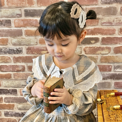 ヘアピン【2つ:かぎ針編みパッチンピン】ニット レース編み 毛糸