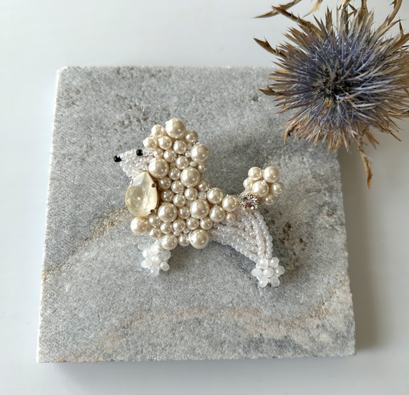 未使用 イタリア製 アプロジオ APROSIO ビーズブローチ 犬 未使用