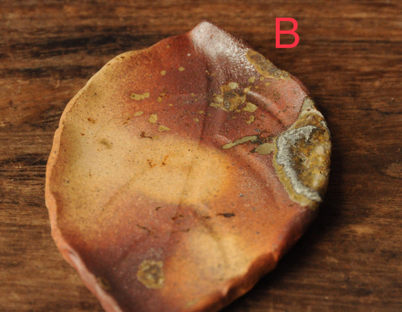 1枚＊無釉陶器の小さな木の葉皿【A・B・C・D・E・F】 11枚目の画像