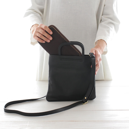 大人のサコッシュ 2wayレザーショルダーバッグ Square/S スマホ 大人のサコッシュ 2wayレザーショルダーバッグ Square/S スマホ