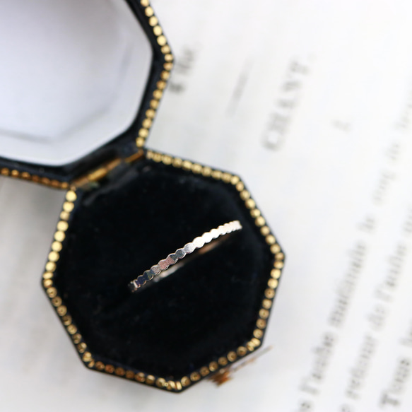 【925銀】1.2毫米寬，紋理方形/精緻簡約小指戒指 *可疊戴/Creema獨家款 第2張的照片