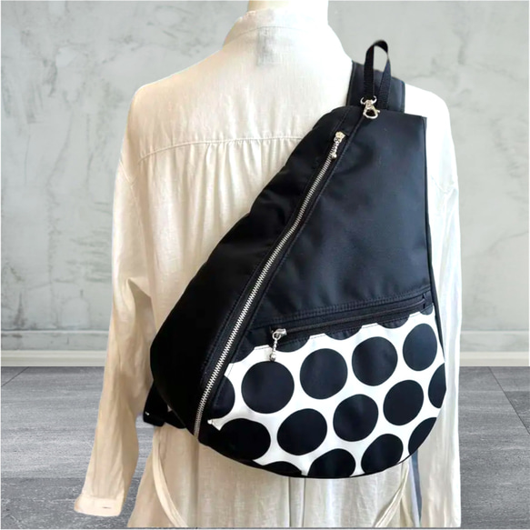 MCM 1点物 カスタムハンドメイド ボディバッグ BAG MCM バッグ｜MCM（エムシーエム）公式サイト
