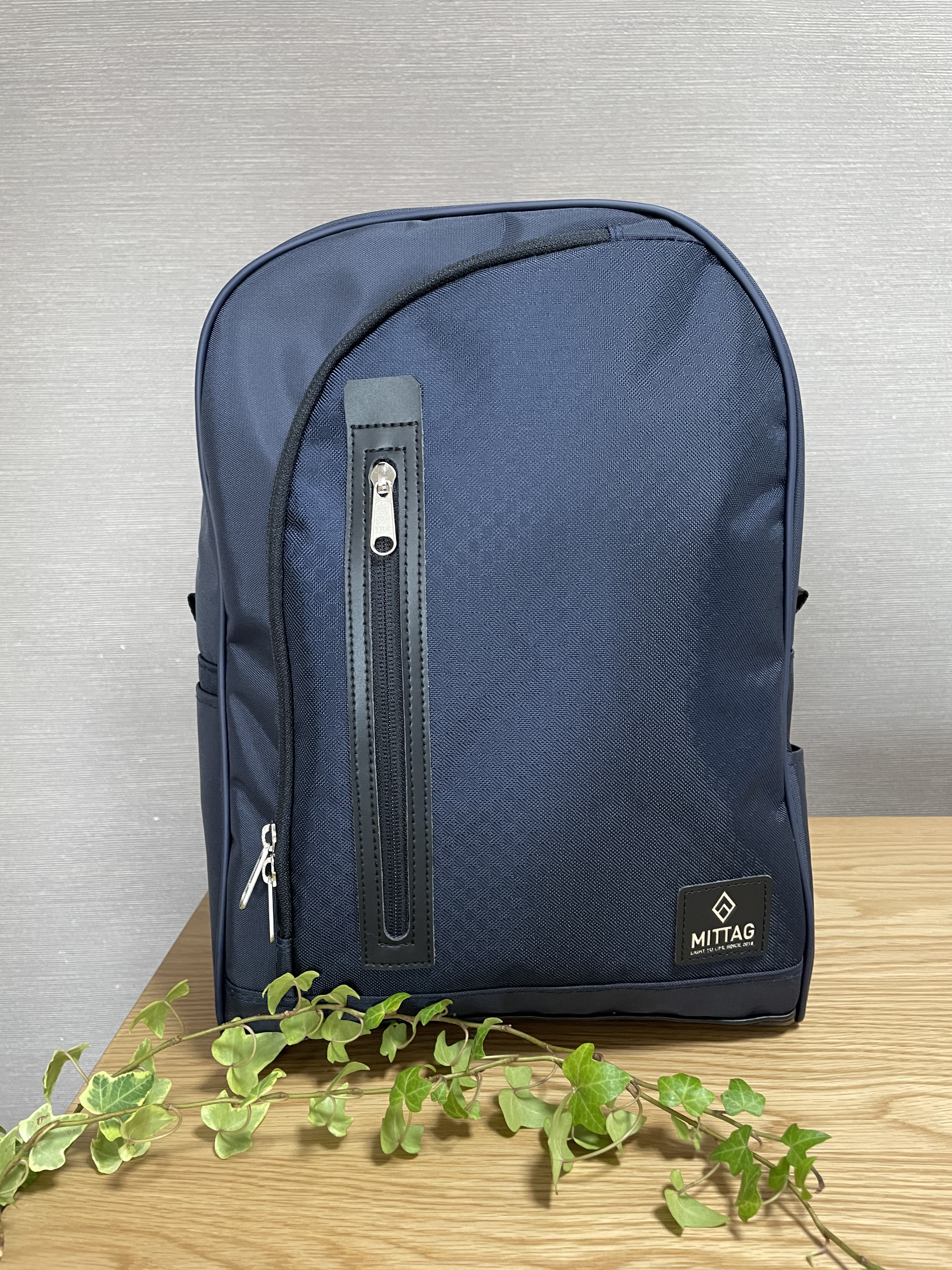 〜Mittag〜　アシンメトリーリュック(ネイビー)