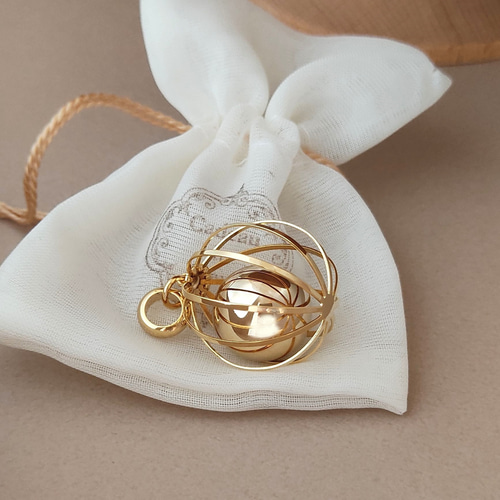 ゴールド ボラボール オルゴールボール（メルヘンクーゲル）ペンダント