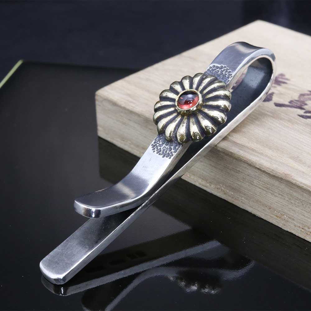 菊紋 ネクタイピン シルバー 真鍮 ガーネット タイピン ブローチ 20,988円