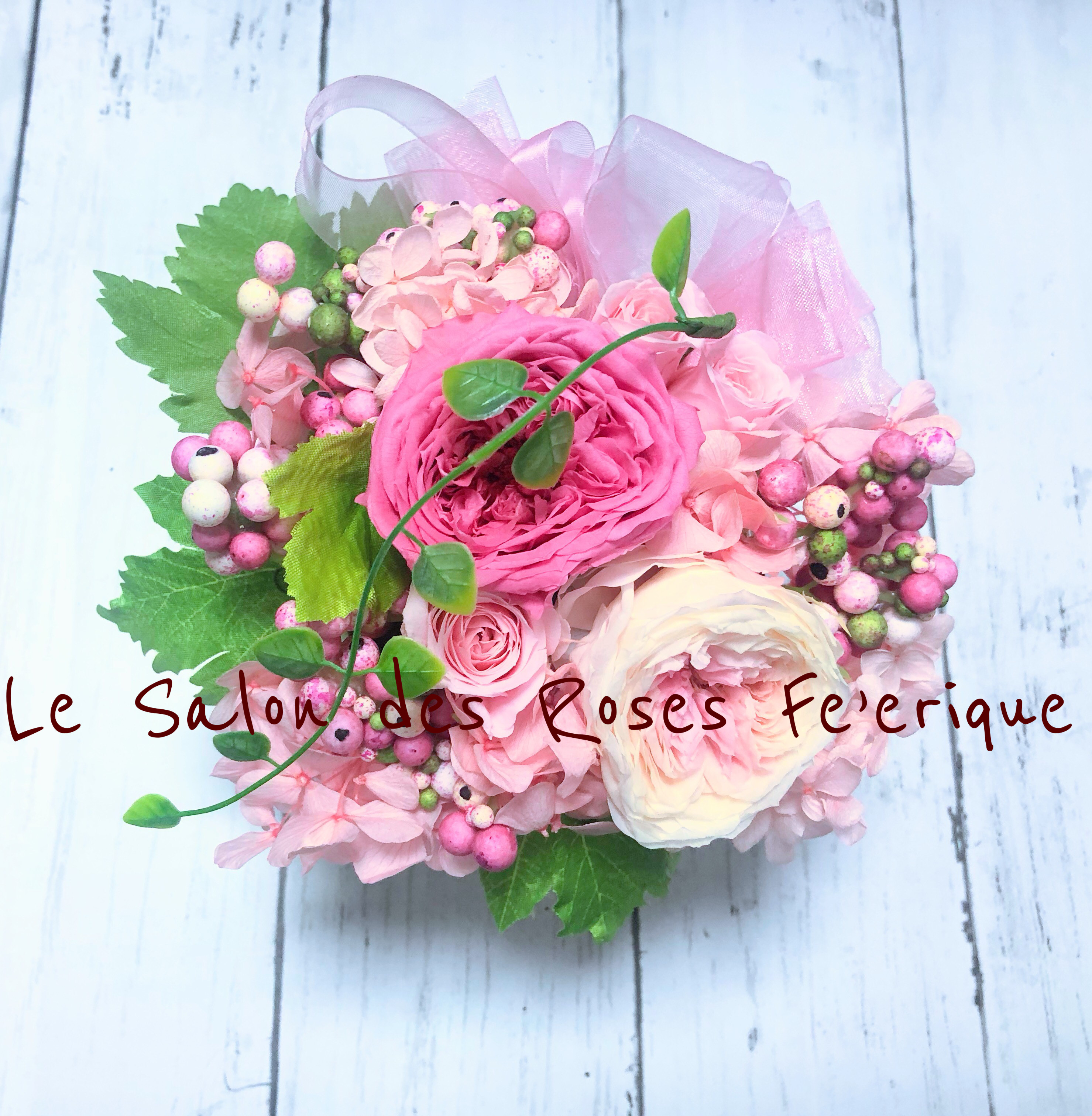 ラナンキュラスのゴージャスアレンジ　180°