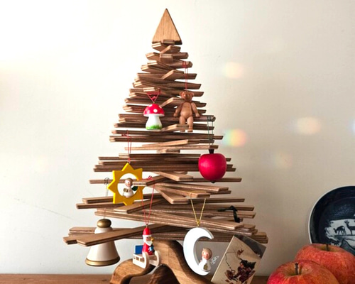 マルチマット　円座　丸椅子カバー　クリスマスツリー✨手編み　秋冬　ハンドメイド マルチマット円座丸椅子カバークリスマスツリー✨手編み秋冬