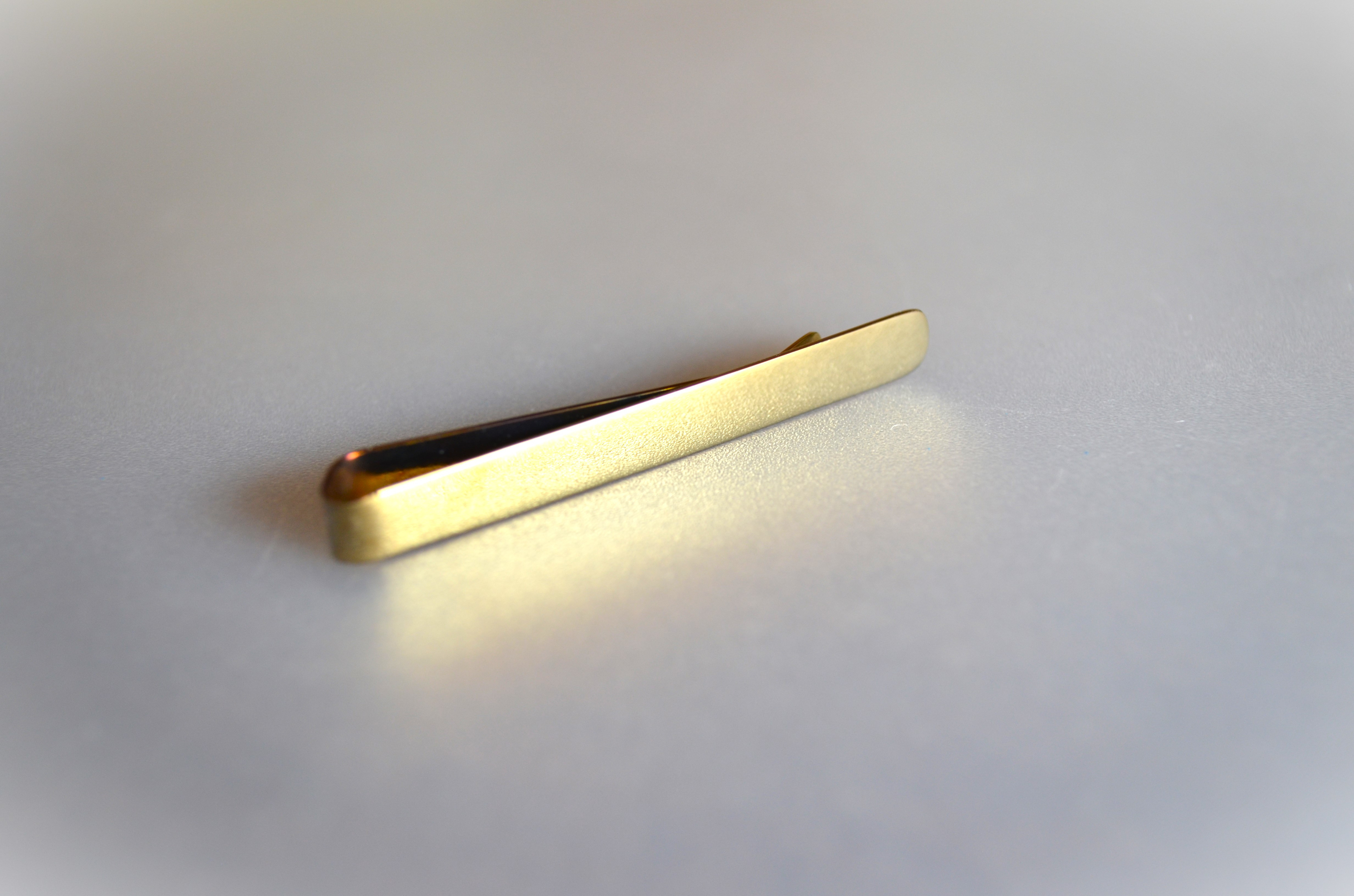 Titanium tie bar・Gr5・６４チタンネクタイピン・ゴールド・受注生産