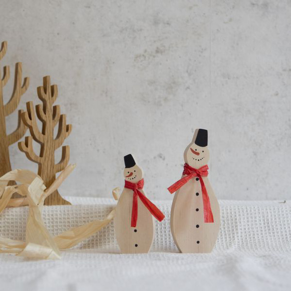スノーマン Ｌサイズ×Ｓサイズセット｜雪だるま ゆきだるま クリスマス 冬 雪 置物 木製 ペイント 5枚目の画像