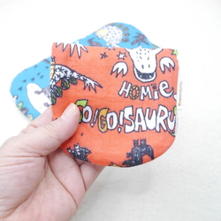 ふわもこハンカチ｜お絵描き恐竜-Doodle Dinosaur-｜S・10×20cm｜8重ガーゼハンカチ｜ギフト 2枚目の画像
