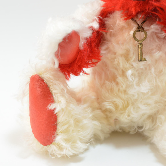 スタイリッシュでモダン ホワイト & レッド 本格 テディベア クリスマスギフト 11枚目の画像