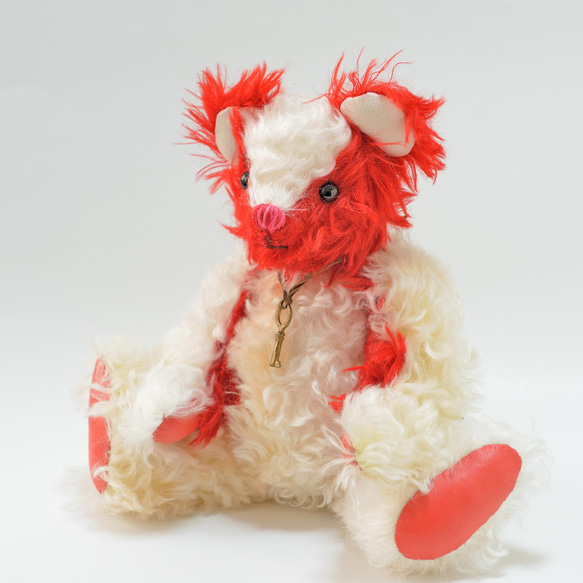 スタイリッシュでモダン ホワイト & レッド 本格 テディベア クリスマスギフト 2枚目の画像