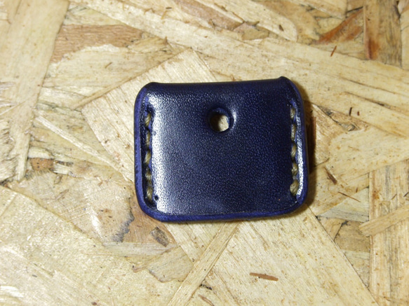 ルガトネイビーのキーカバー　ベージュステッチ 11枚目の画像