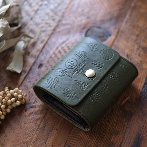 お札を折らない 北欧柄のちいさなお財布 minimum wallet green お札を折らない 北欧柄のちいさなお財布 minimum wallet green