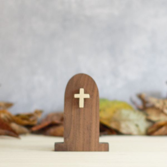 お墓 Ｂタイプ｜ハロウィン オブジェ 置物 木製 雑貨 無垢材 十字架 北欧 インテリア 飾り 雑貨 ホラー 墓地 4枚目の画像