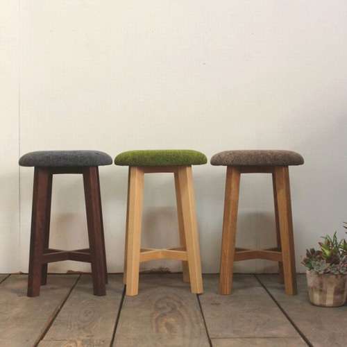 スツール 無垢材×ファブリック まる｜イス 椅子 木製 布地 北欧 いす