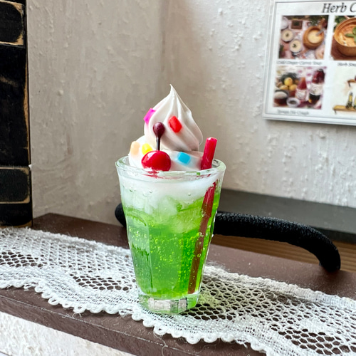 再販【クリームソーダ】チョコスプレーがけ ヘアゴム ミニチュア