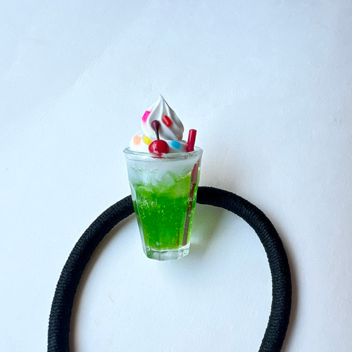 再販【クリームソーダ】チョコスプレーがけ ヘアゴム ミニチュア
