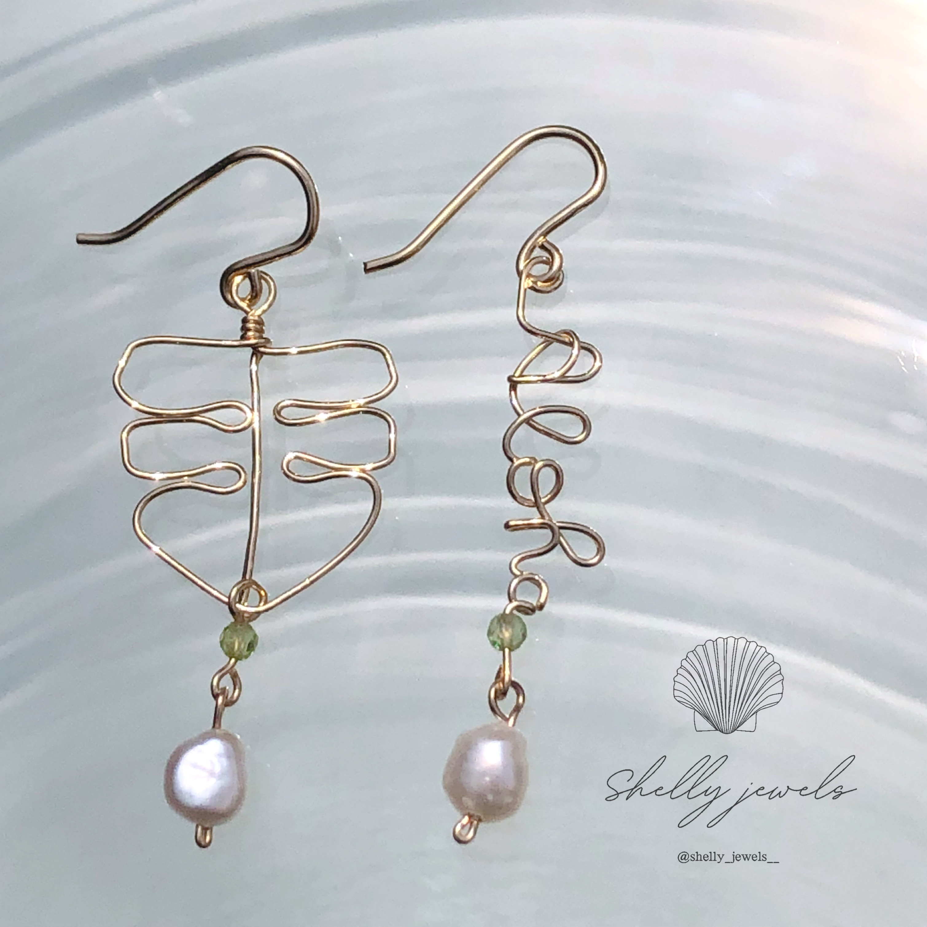 再販 Monstera ~ モンステラ ピアス ~ ボタニカル ハワイアンジュエリー ハワイアンアクセサリー ハワイアン