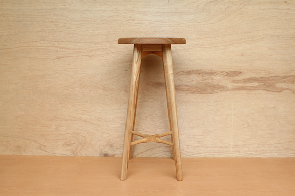 無垢材のキッチンスツールA・タモ材・ハイスツール・カウンターチェアー・お好きな高さでオーダー可 3枚目の画像