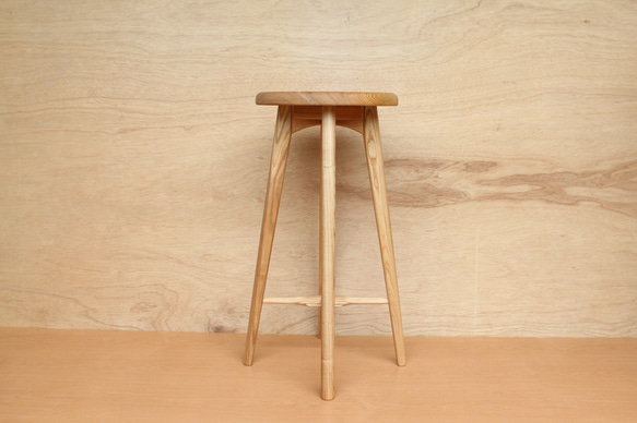 無垢材のキッチンスツールA・タモ材・ハイスツール・カウンターチェアー・お好きな高さでオーダー可 1枚目の画像