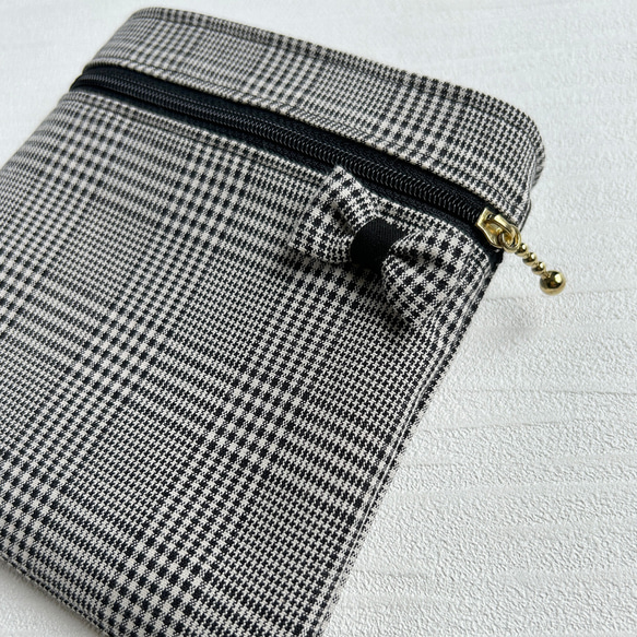 【ファスナー付き】大人かわいい　移動ポケット（黒チェック・ふたなし）サニタリー 11枚目の画像