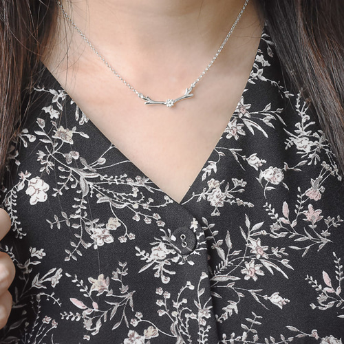 鹿の角 | 繊細な925スターリングシルバーの女性用鎖骨チェーン、立体的