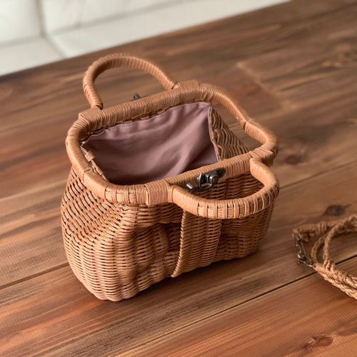 6ロク KECH カゴバッグ RIBBON HANDLE BOX BAG 6ロク KECH カゴバッグ RIBBON HANDLE BOX BAG - メルカリ