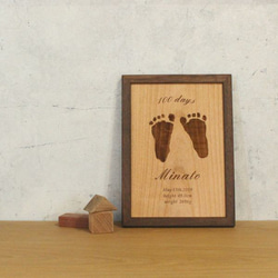 【オーダー専用】バースデーボード 出産 命名 ニューボーン お祝い 記念 ベビー 足形 手形 レーザー 刻印 木製 11枚目の画像