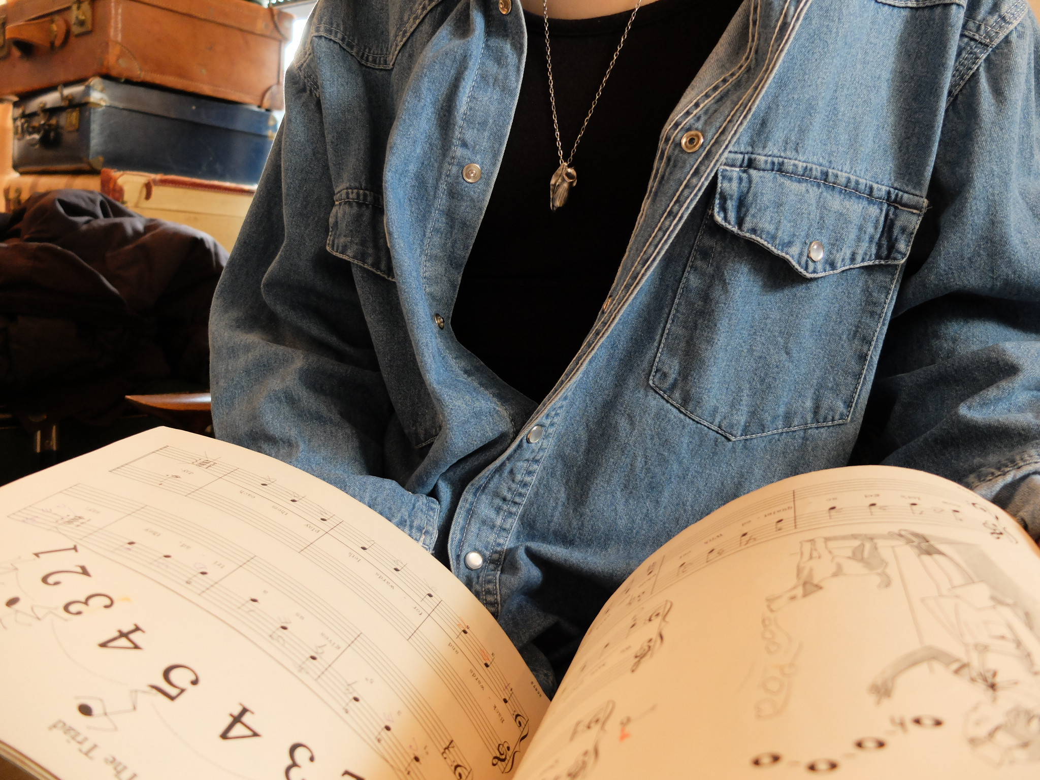 秋も生き生きウツボカズラ・ネックレス　ユニーク　個性的　面白　つけっぱなし？　華奢？？　シルバー925　クセつよ　独創的